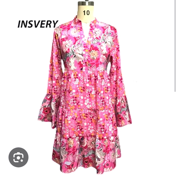 Great condition, pink floral dress. No brand listed - Picture 1 of 6